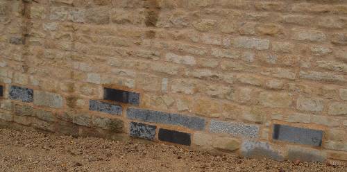 JF Bollendorf Gedenksteine Mauer wb 500