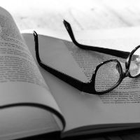 pixabaybook skitterphoto 200 200